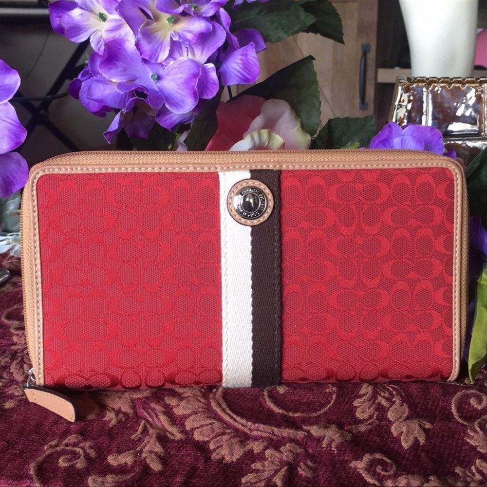 Coach wallet